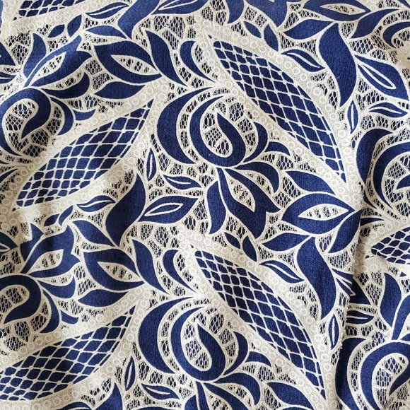 Blue and White Lace Pattern Fitted Dress XS - Picture 5 of 5